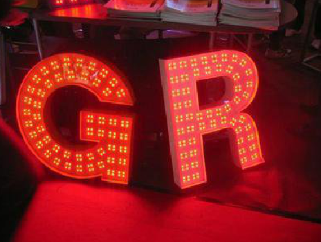 徐州LED发光字常见的安装误区。